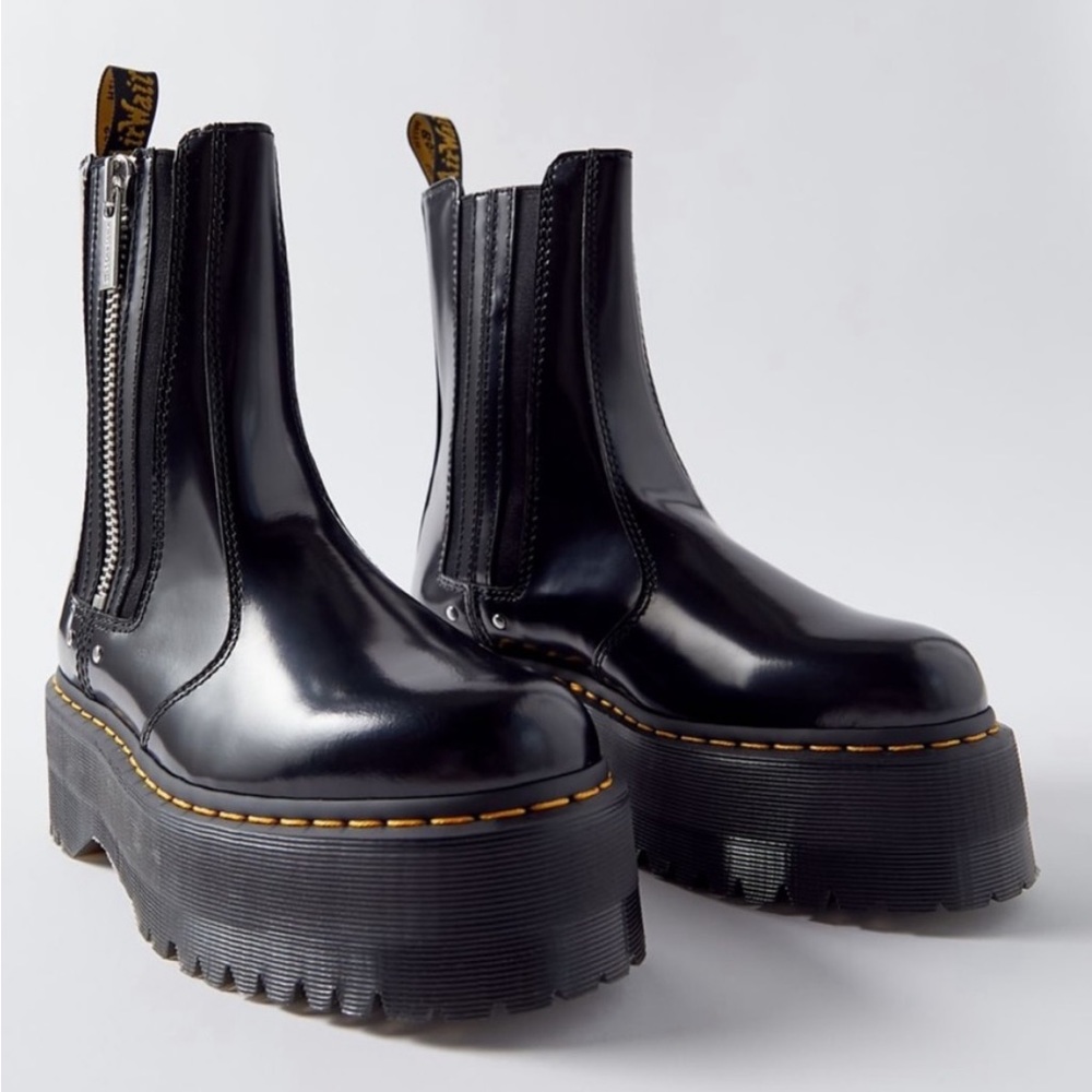 NIB Dr. Martens 2976 Black MAX LEATHER PLATFORM CHELSEA BOOTS Size 7W| Size 9W